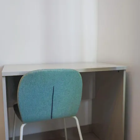 Spacious & 3bd With Front Balcony - Close To Sliema, St Julians, Valletta