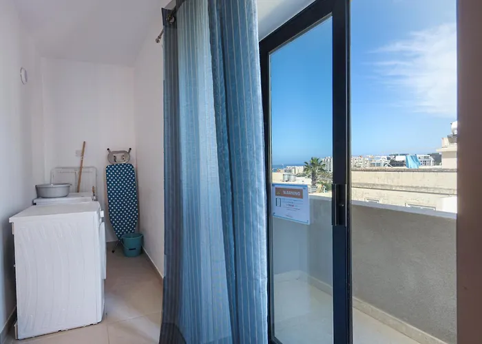 דירה Spacious & 3bd With Front Balcony - Close To Sliema, St Julians, Valletta פמברוק